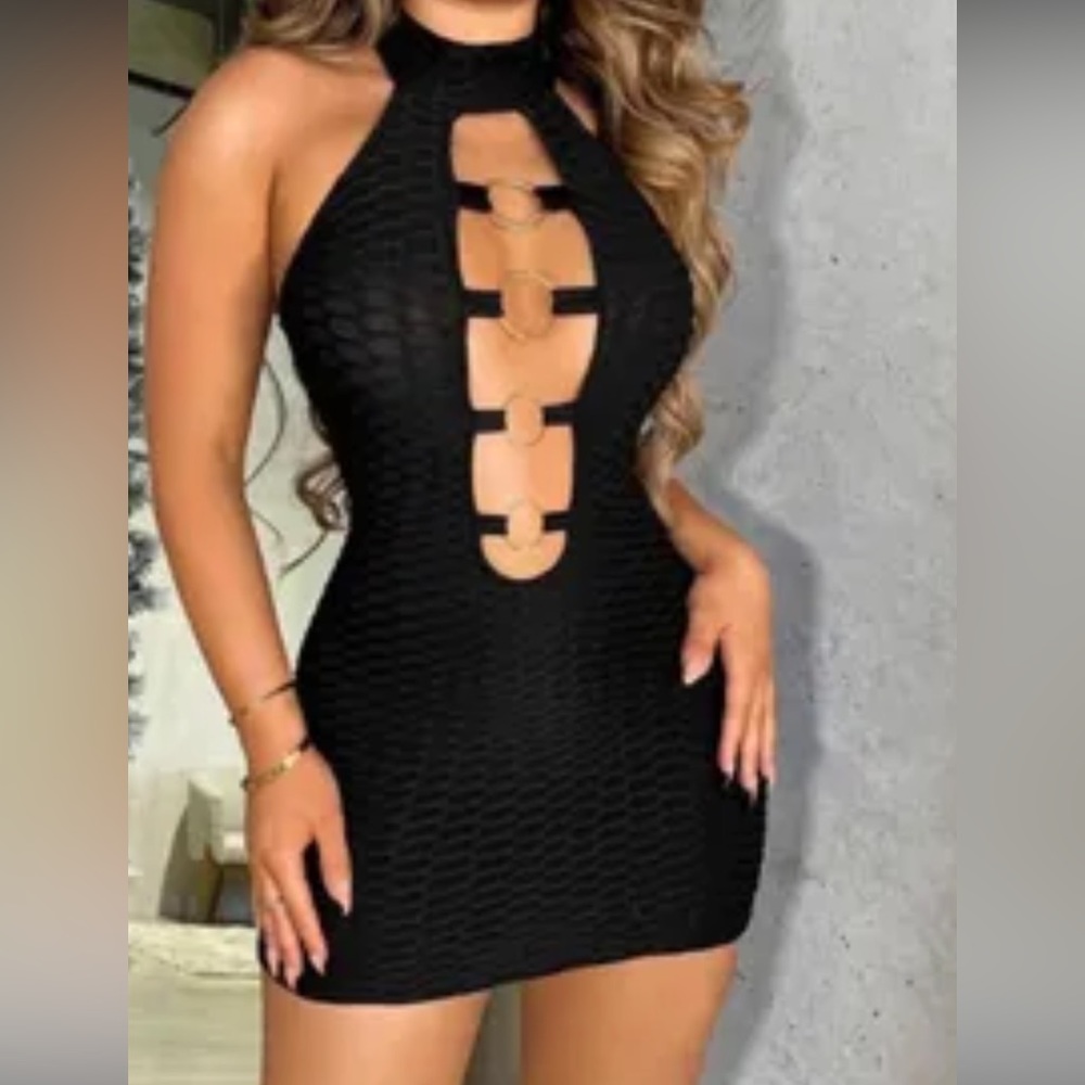 Black fitted dress